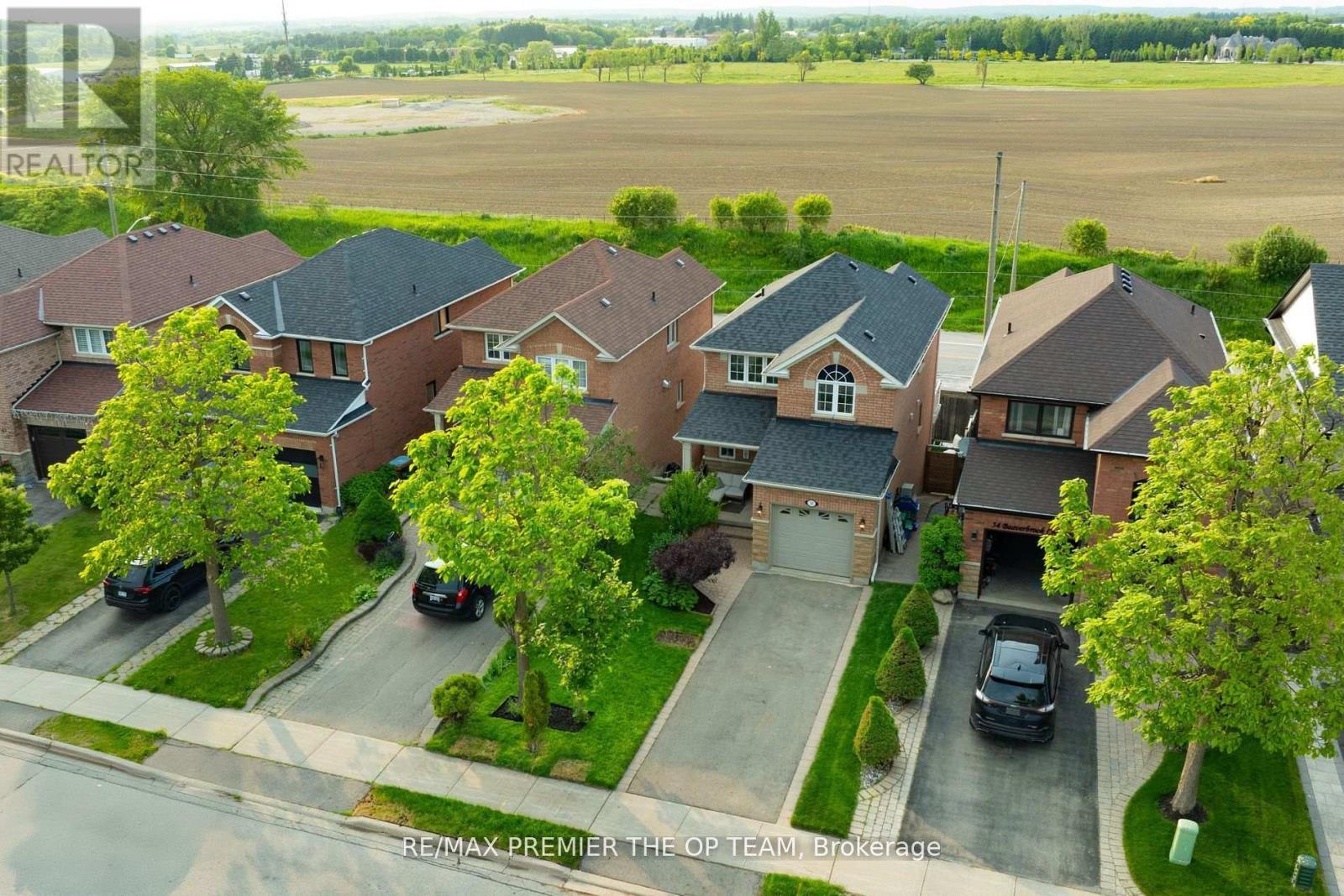 50 Beaverbrook Crescent, Vaughan, ON - Outdoor With View