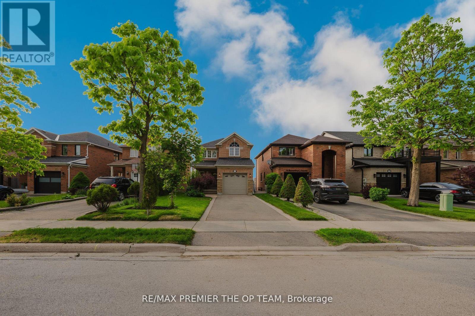 50 Beaverbrook Crescent, Vaughan, ON - Outdoor With Facade
