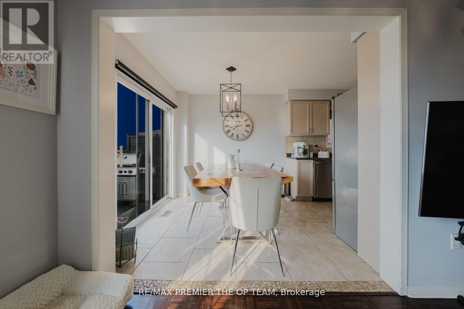 50 Beaverbrook Crescent, Vaughan, ON -