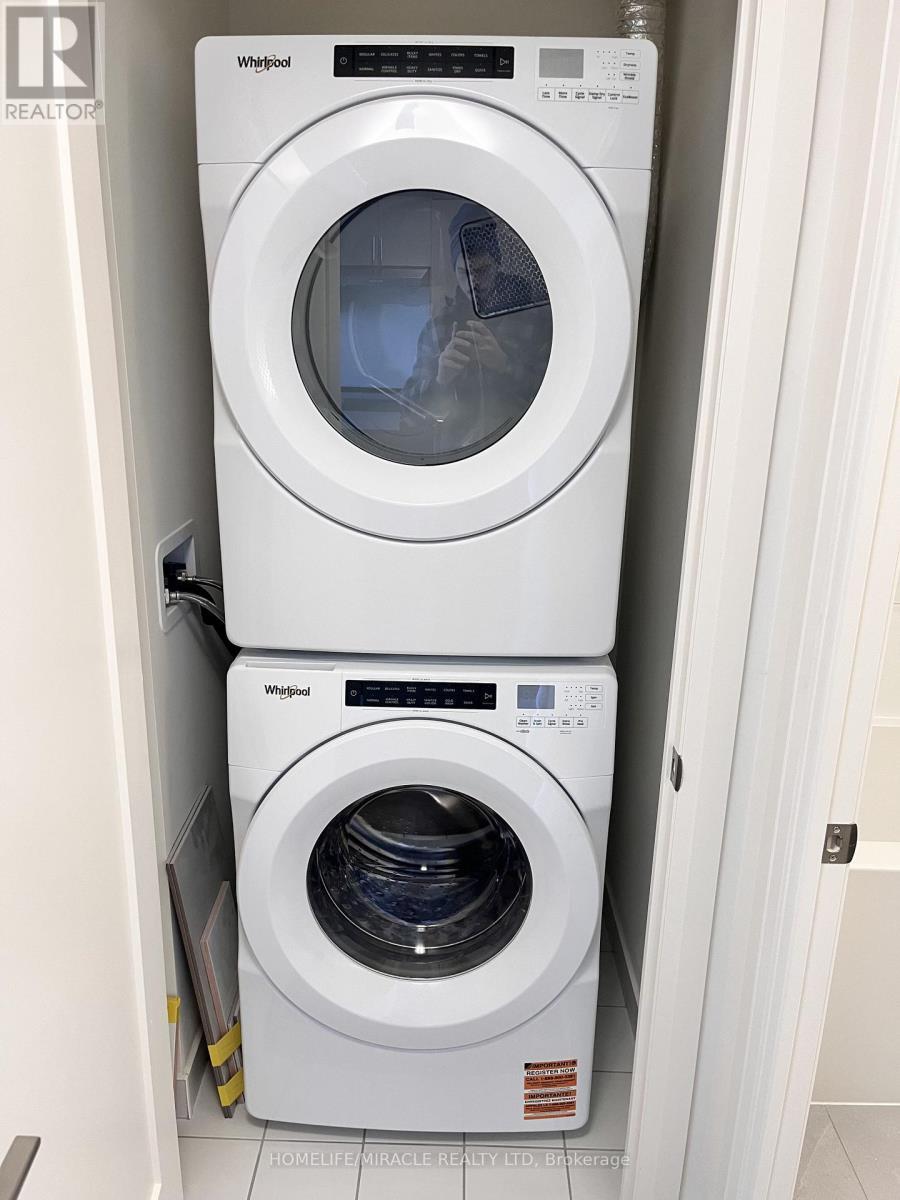 1407 - 27 Korda Gate, Vaughan, ON - Indoor Photo Showing Laundry Room