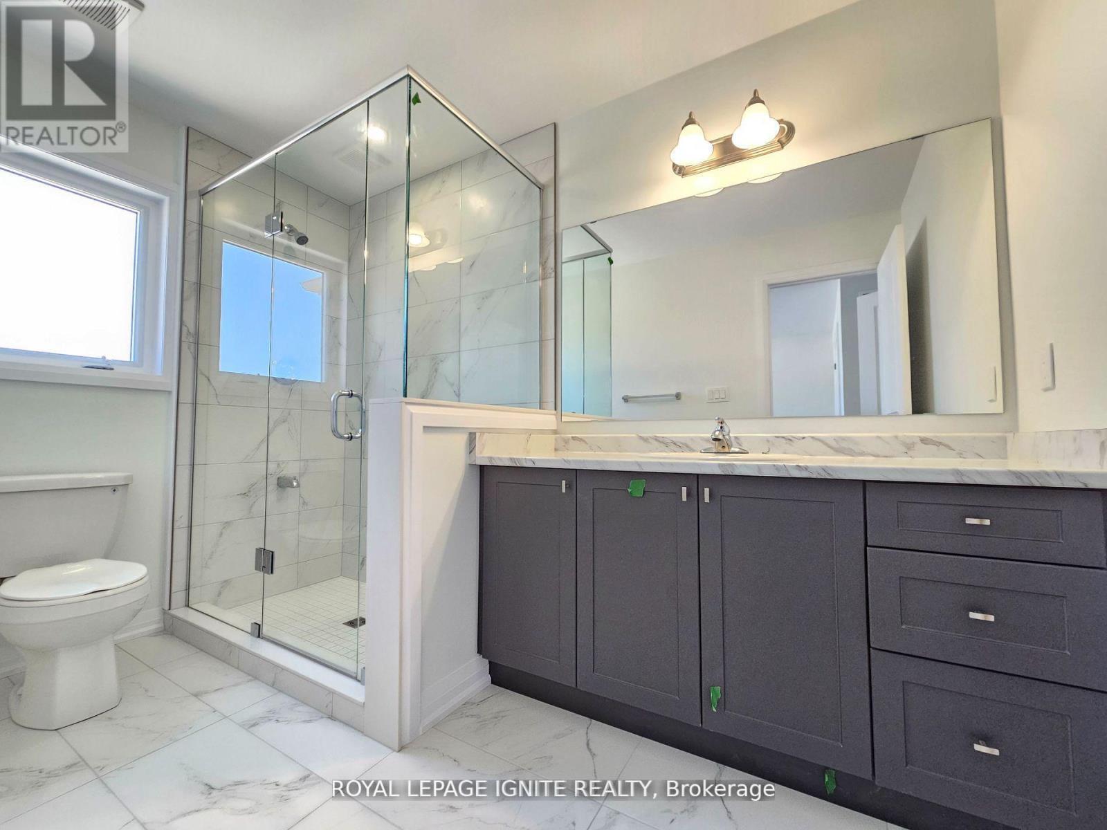 61 Copperhill Heights, Barrie, ON - Indoor Photo Showing Bathroom