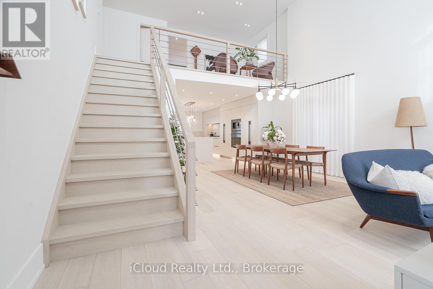 5389 Kindos Street, Burlington, ON - Indoor Photo Showing Other Room