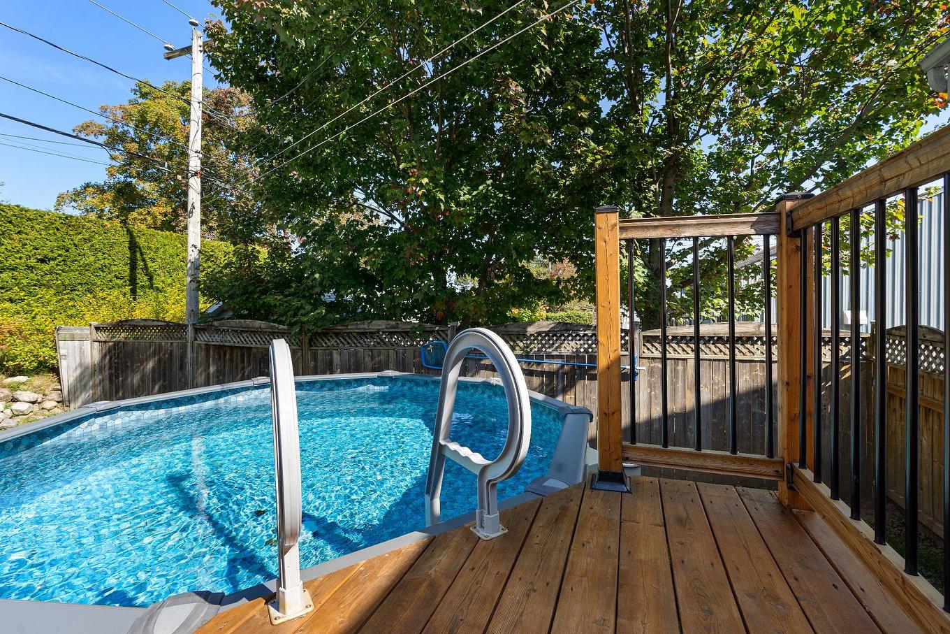 Piscine - 1438 Rue Éliot, Québec (La Haute-Saint-Charles), QC - Outdoor With Above Ground Pool