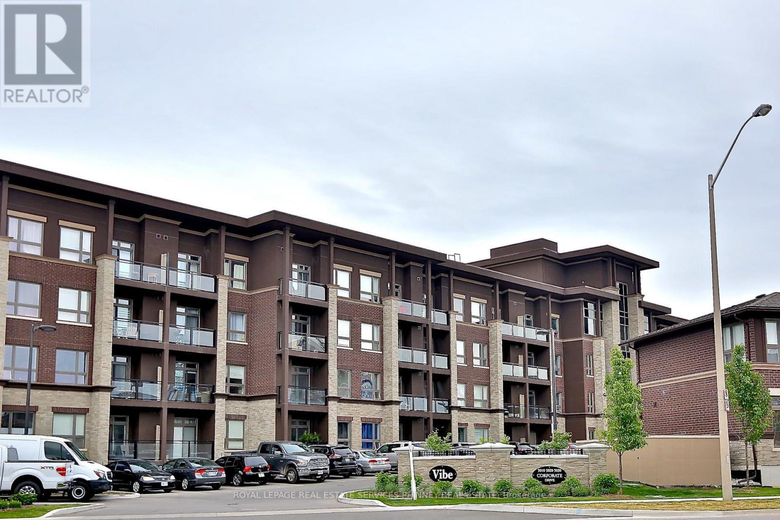 417 - 5020 Corporate Drive, Burlington, ON - Outdoor With Balcony With Facade