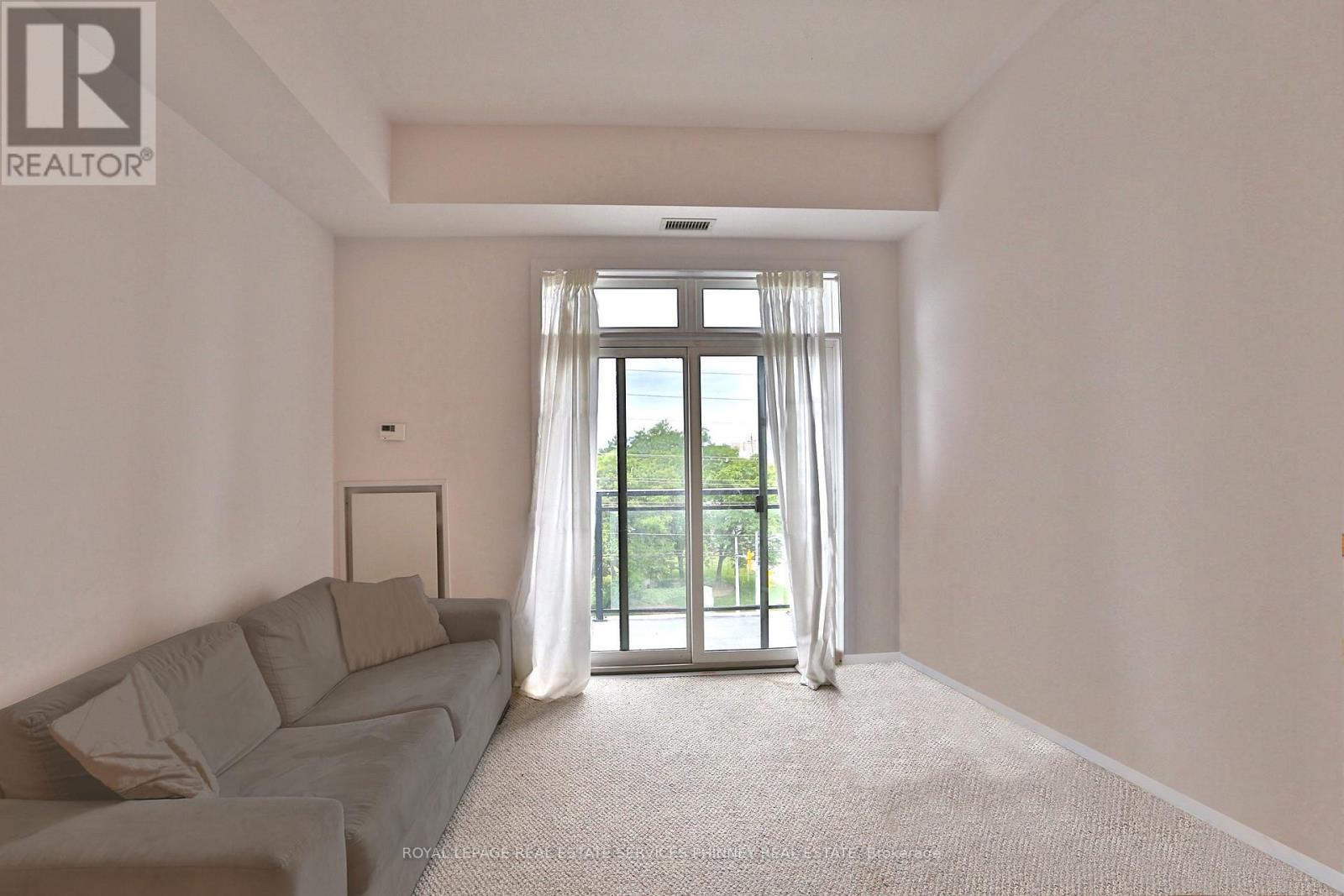 417 - 5020 Corporate Drive, Burlington, ON - Indoor