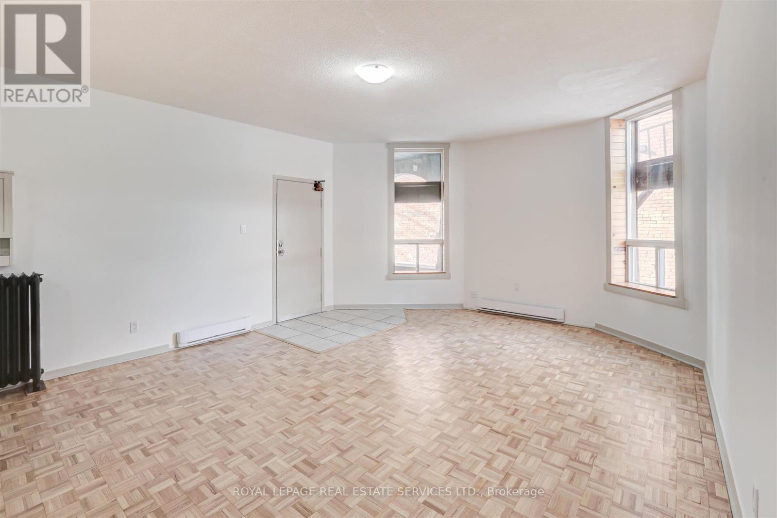 102 - 1530 King Street W, Toronto, ON - Indoor Photo Showing Other Room