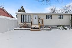 614 Rue Gratien Laval (Fabreville), QC H7P 2S3