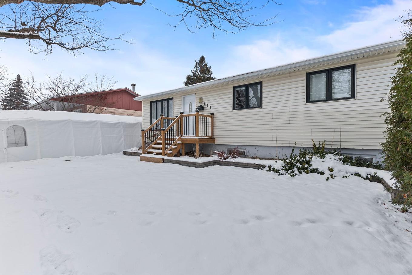 Façade - 614 Rue Gratien, Laval (Fabreville), QC - Outdoor