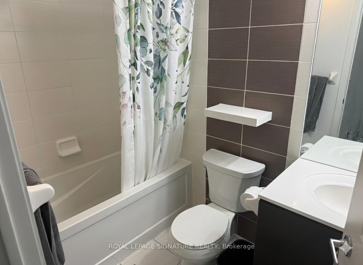 1108-205 Sherway Gardens Road, Toronto, ON - Indoor Photo Showing Bathroom