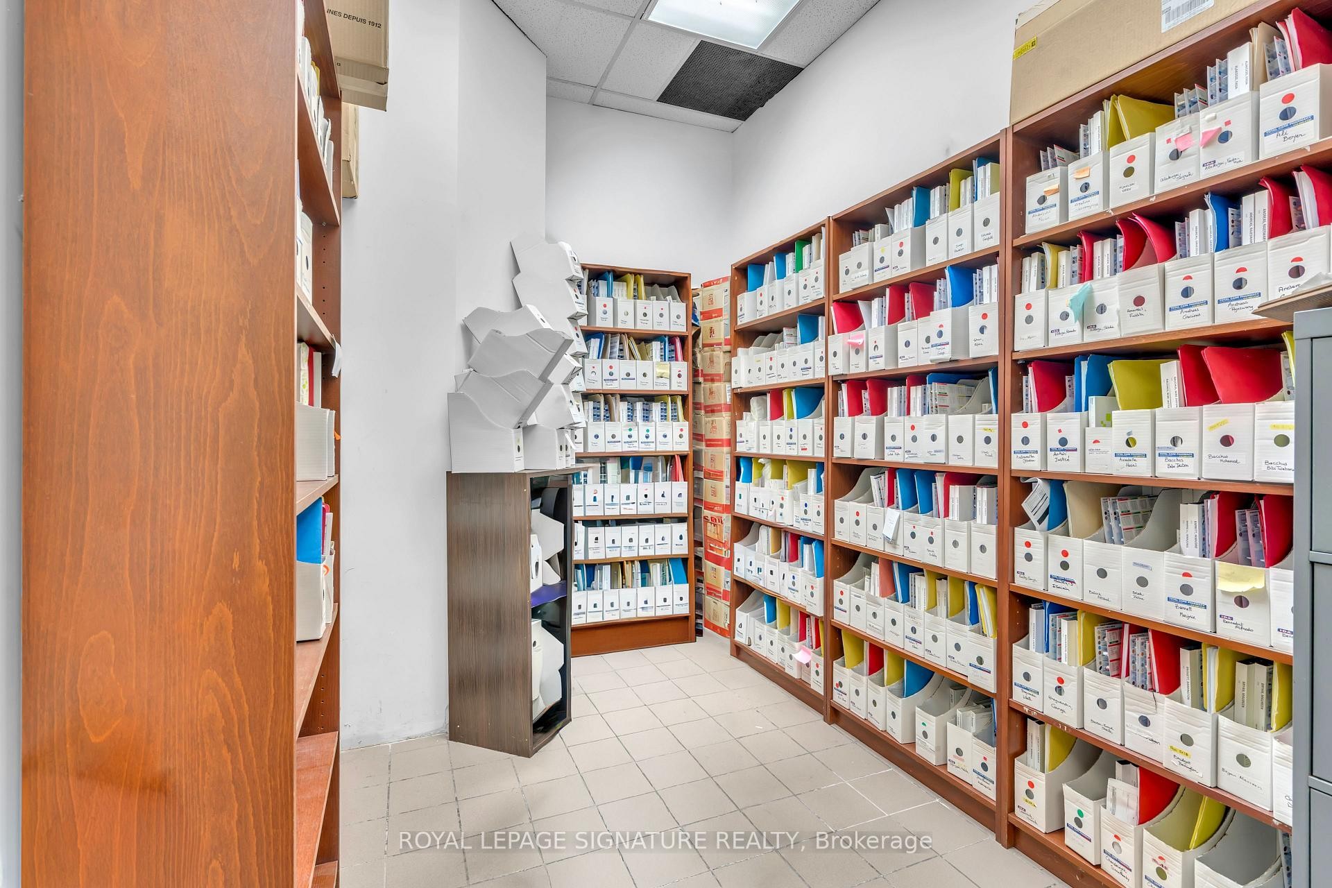 5-3155 Eglinton Avenue E, Toronto, ON