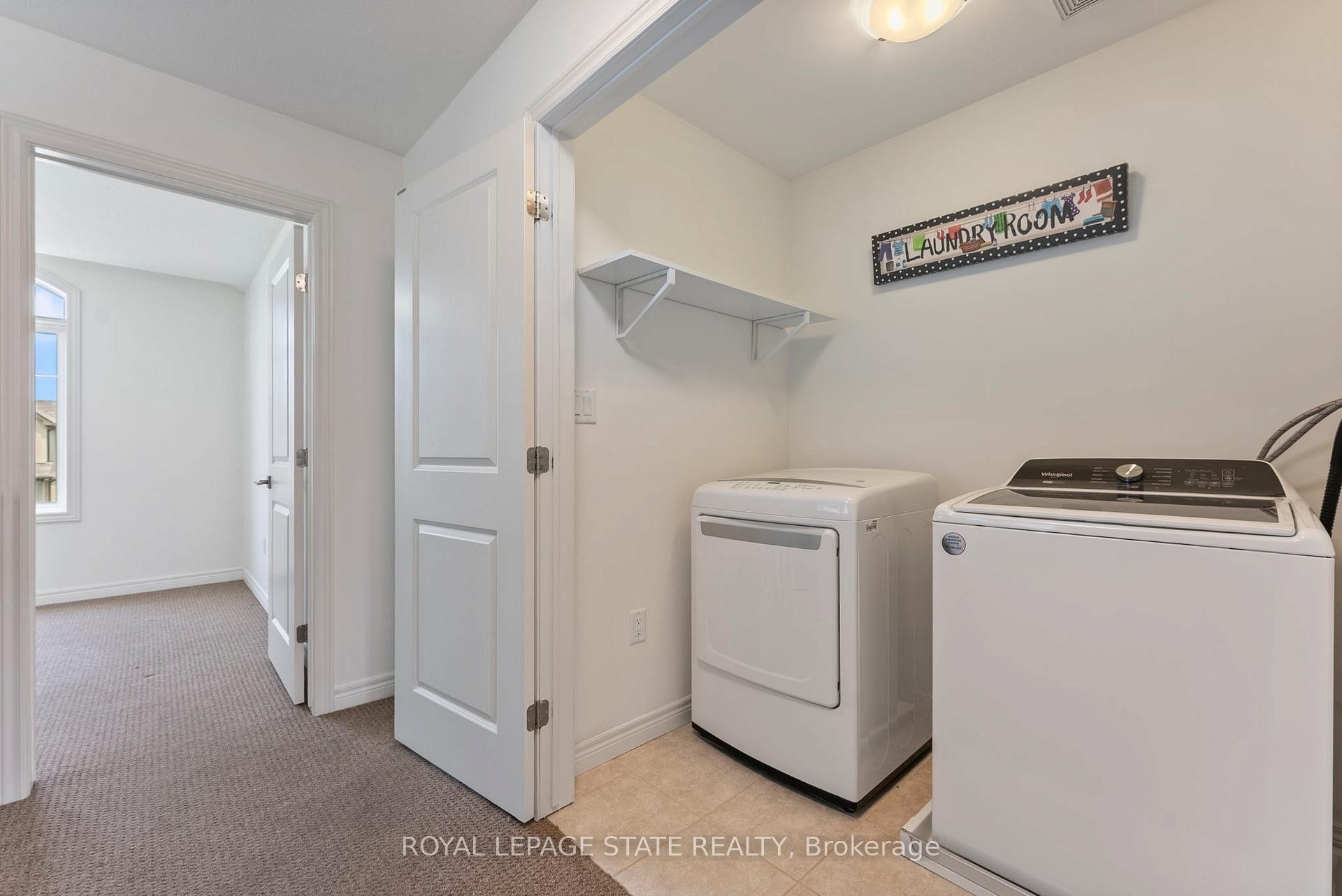 68 Dodman Crescent, Hamilton, ON - Indoor Photo Showing Laundry Room