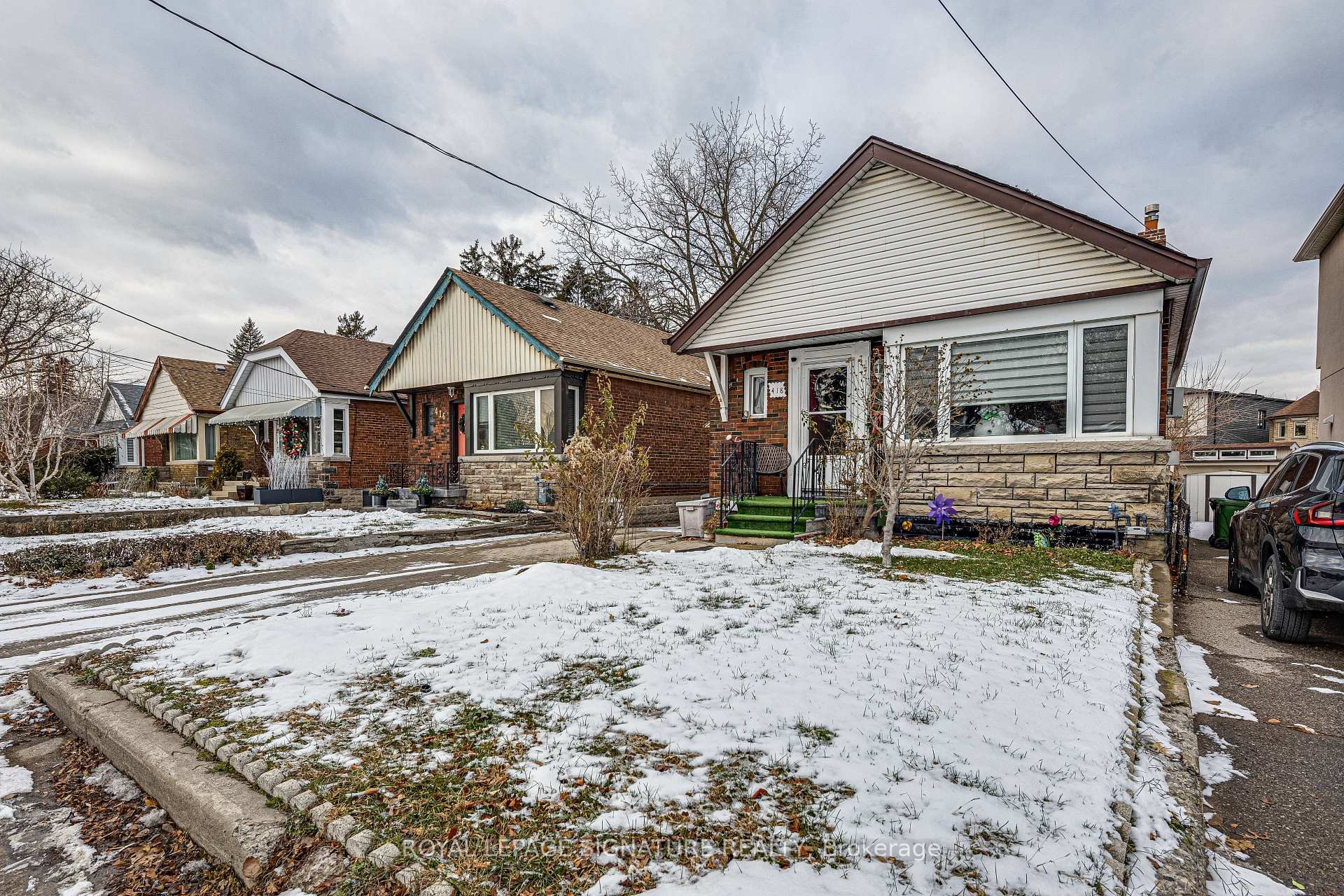 418 O' Connor Drive, Toronto, ON - Outdoor