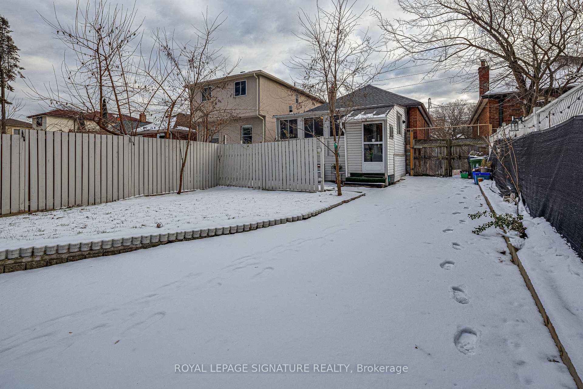 418 O' Connor Drive, Toronto, ON - Outdoor