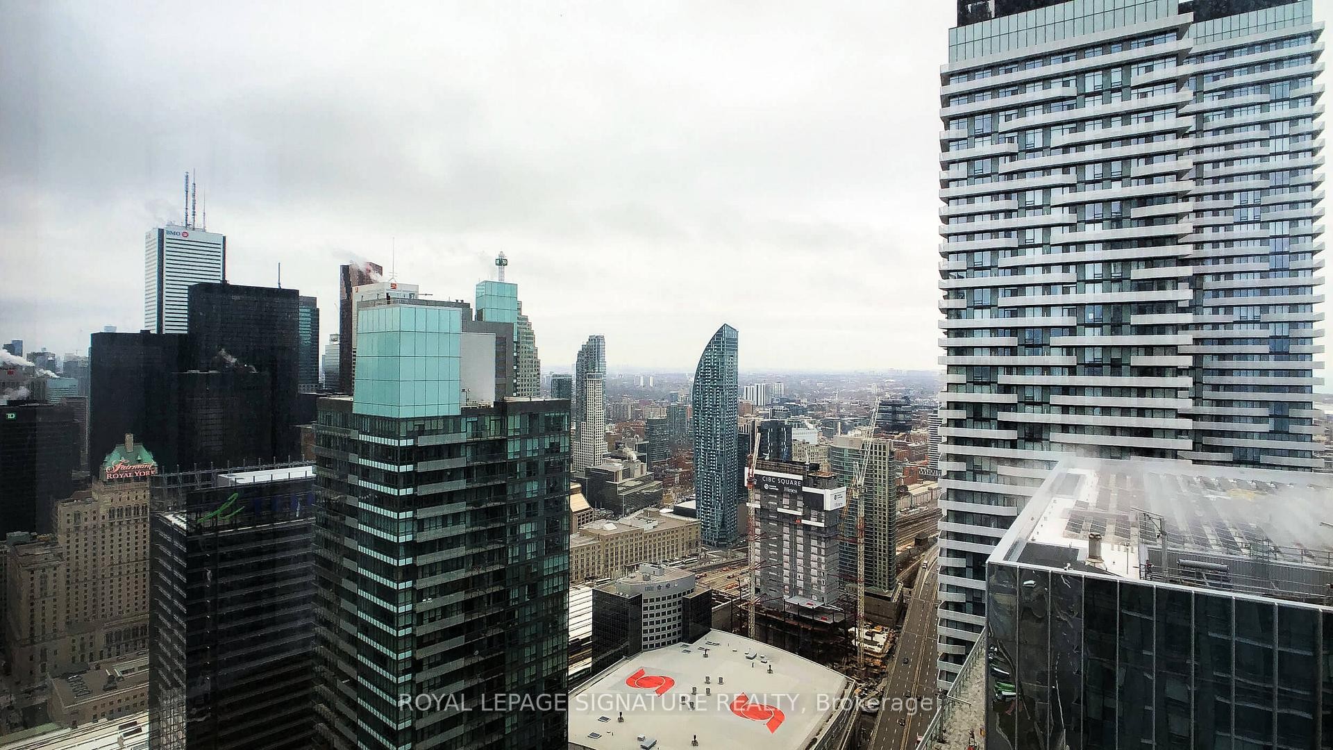 5603-10 York Street, Toronto, ON - Outdoor With Facade