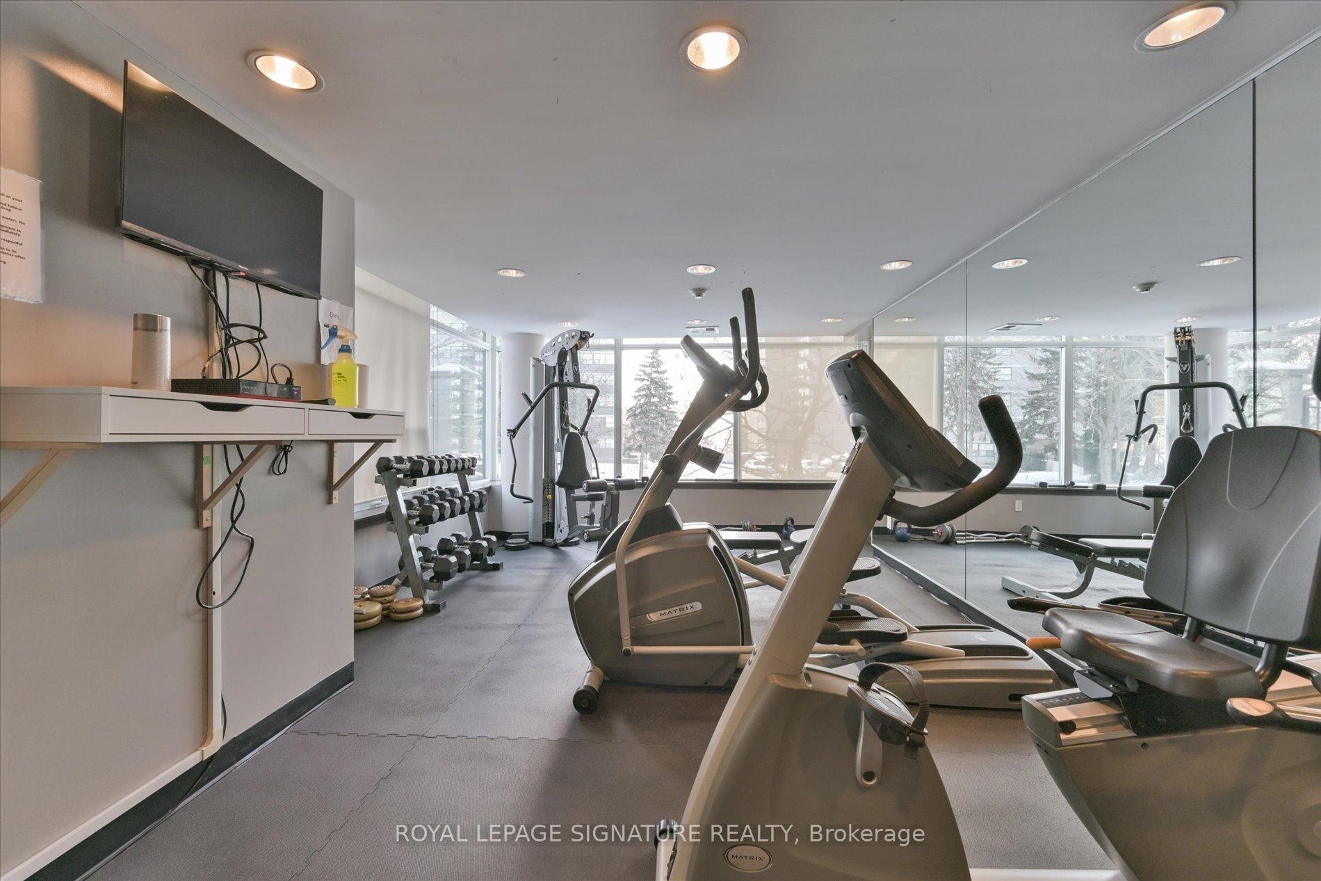 Ph306-18 Valley Woods Road, Toronto, ON - Indoor Photo Showing Gym Room