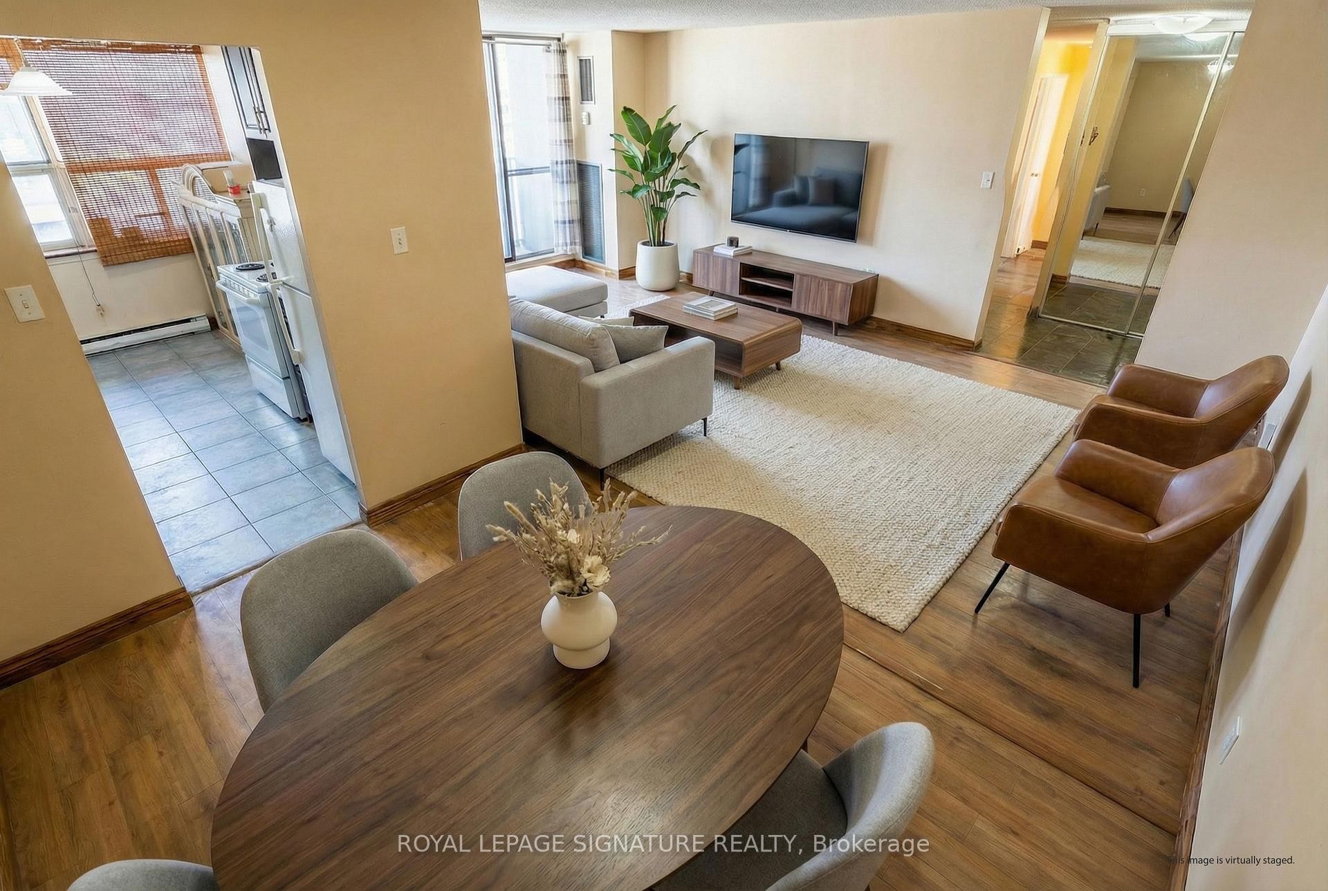 209-15 Kensington Road, Brampton, ON - Indoor Photo Showing Other Room