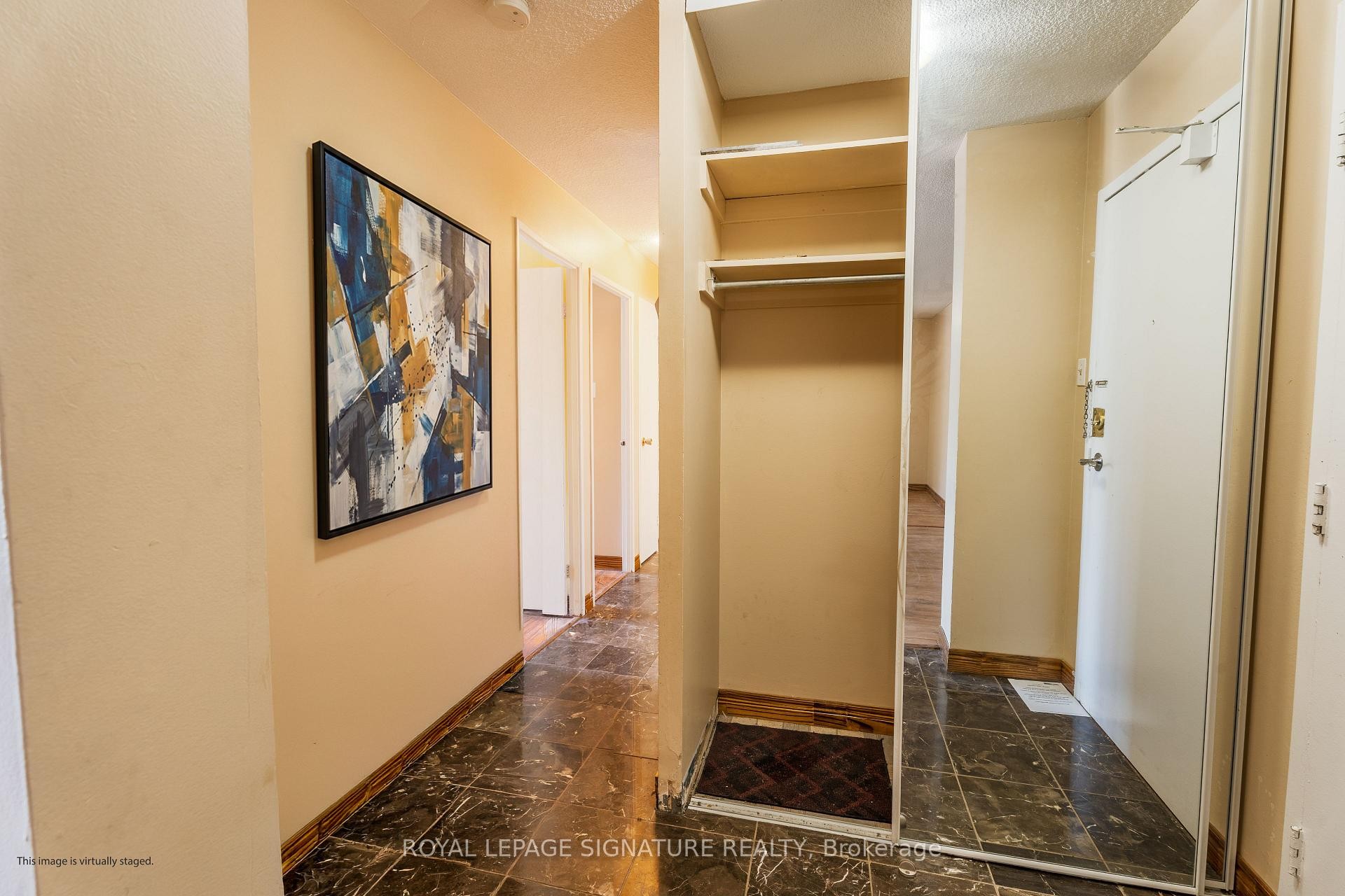 209-15 Kensington Road, Brampton, ON - Indoor Photo Showing Other Room