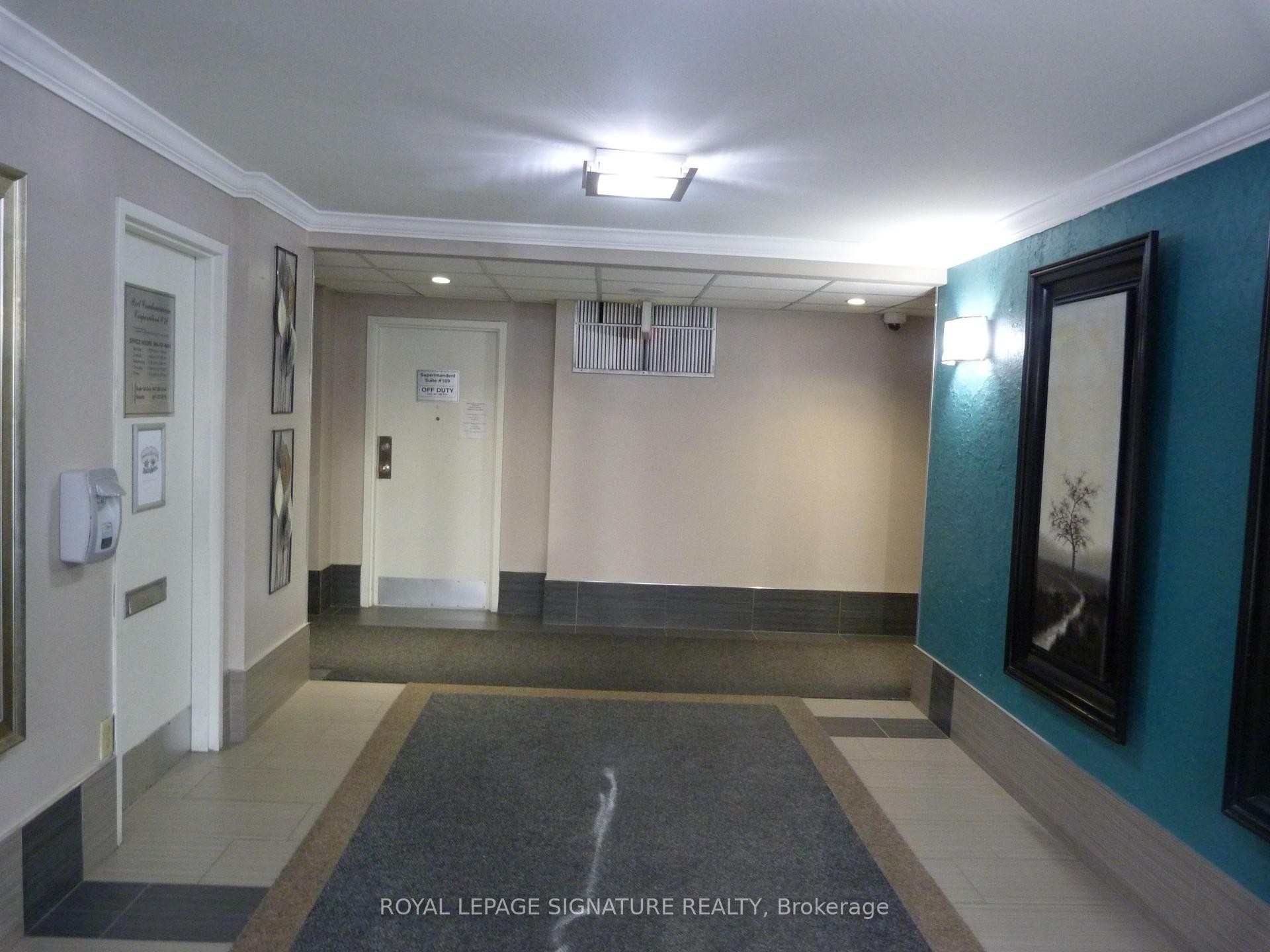 209-15 Kensington Road, Brampton, ON - Indoor Photo Showing Other Room