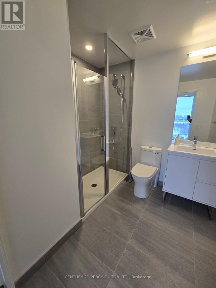 1413 - 1 Quarrington Lane, Toronto, ON - Indoor Photo Showing Bathroom