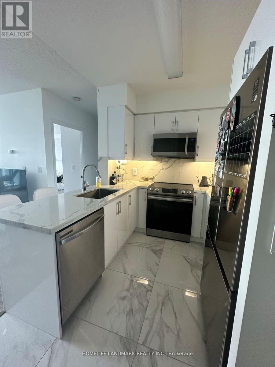 1406 - 5500 Yonge Street, Toronto, ON - Indoor Photo Showing Kitchen With Stainless Steel Kitchen