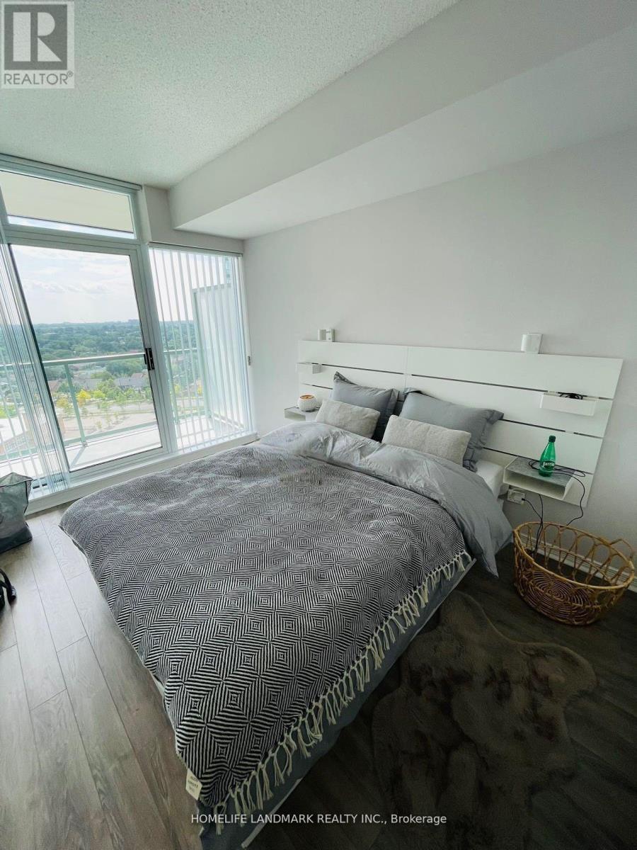 1406 - 5500 Yonge Street, Toronto, ON - Indoor Photo Showing Bedroom