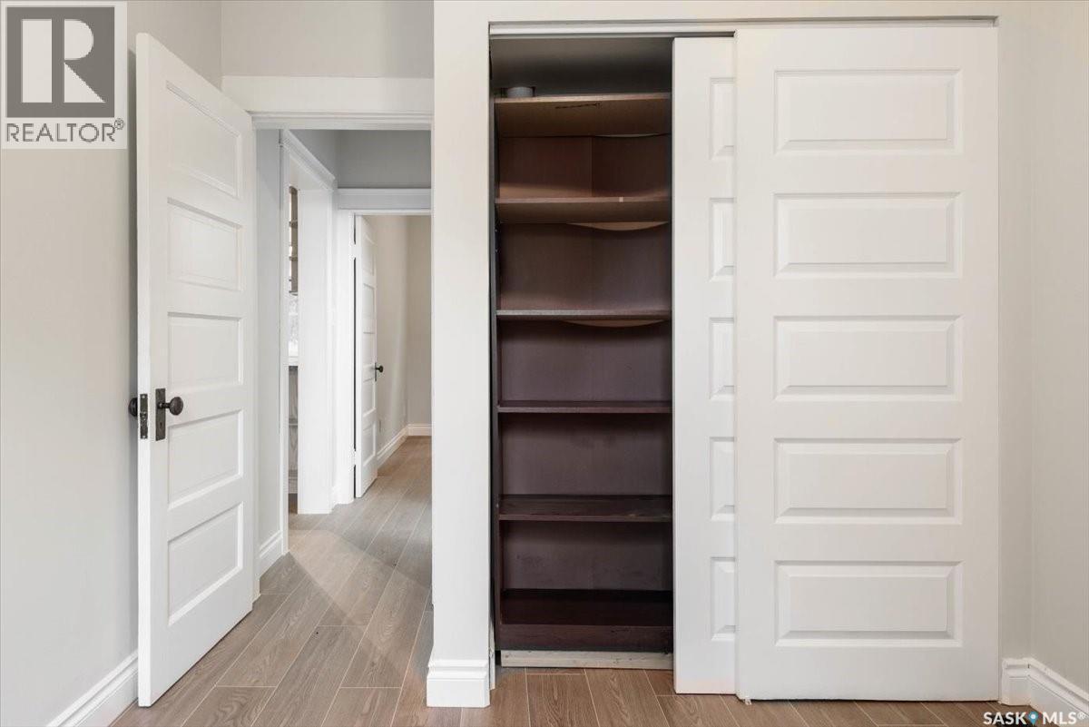 2156 Queen Street, Regina, SK - Indoor Photo Showing Other Room