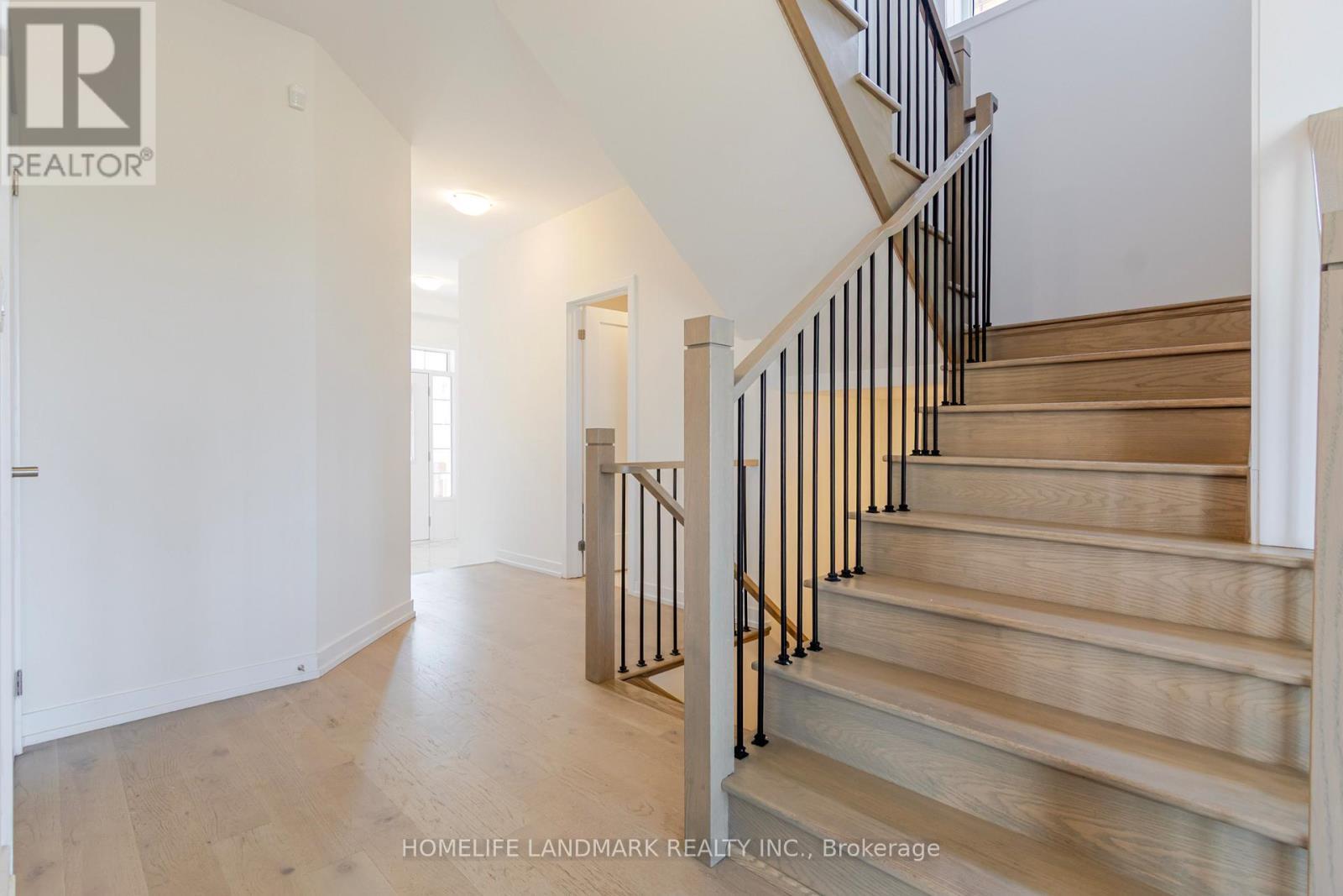 141 Lumb Drive, Cambridge, ON - Indoor Photo Showing Other Room