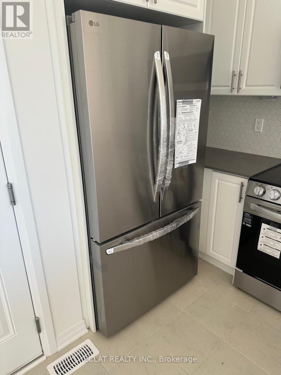 8 Poett Avenue, Stratford, ON - Indoor Photo Showing Kitchen