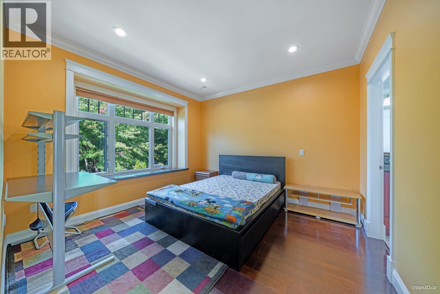 6830 Vivian Street, Vancouver, BC - Indoor Photo Showing Bedroom
