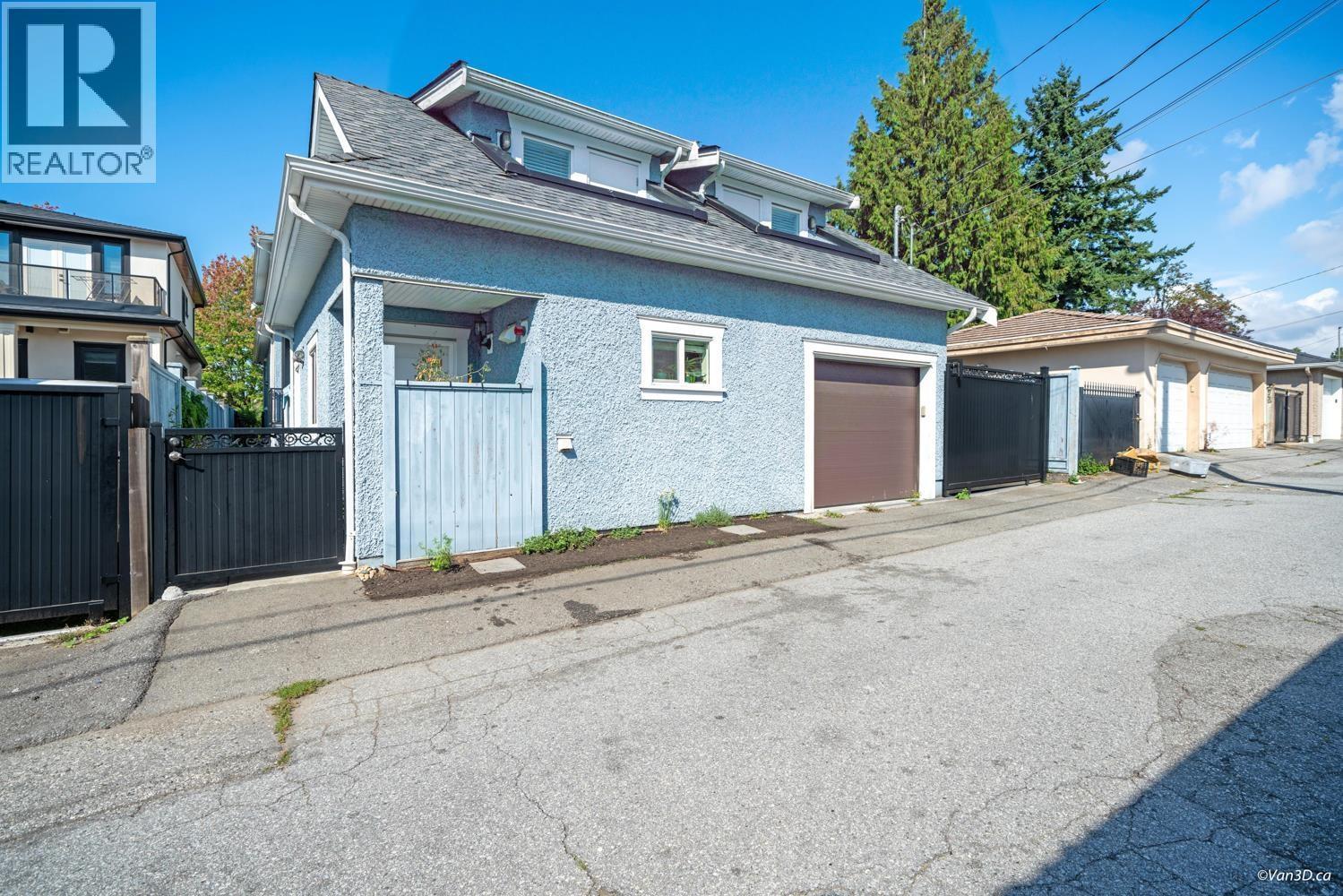 6830 Vivian Street, Vancouver, BC - Outdoor