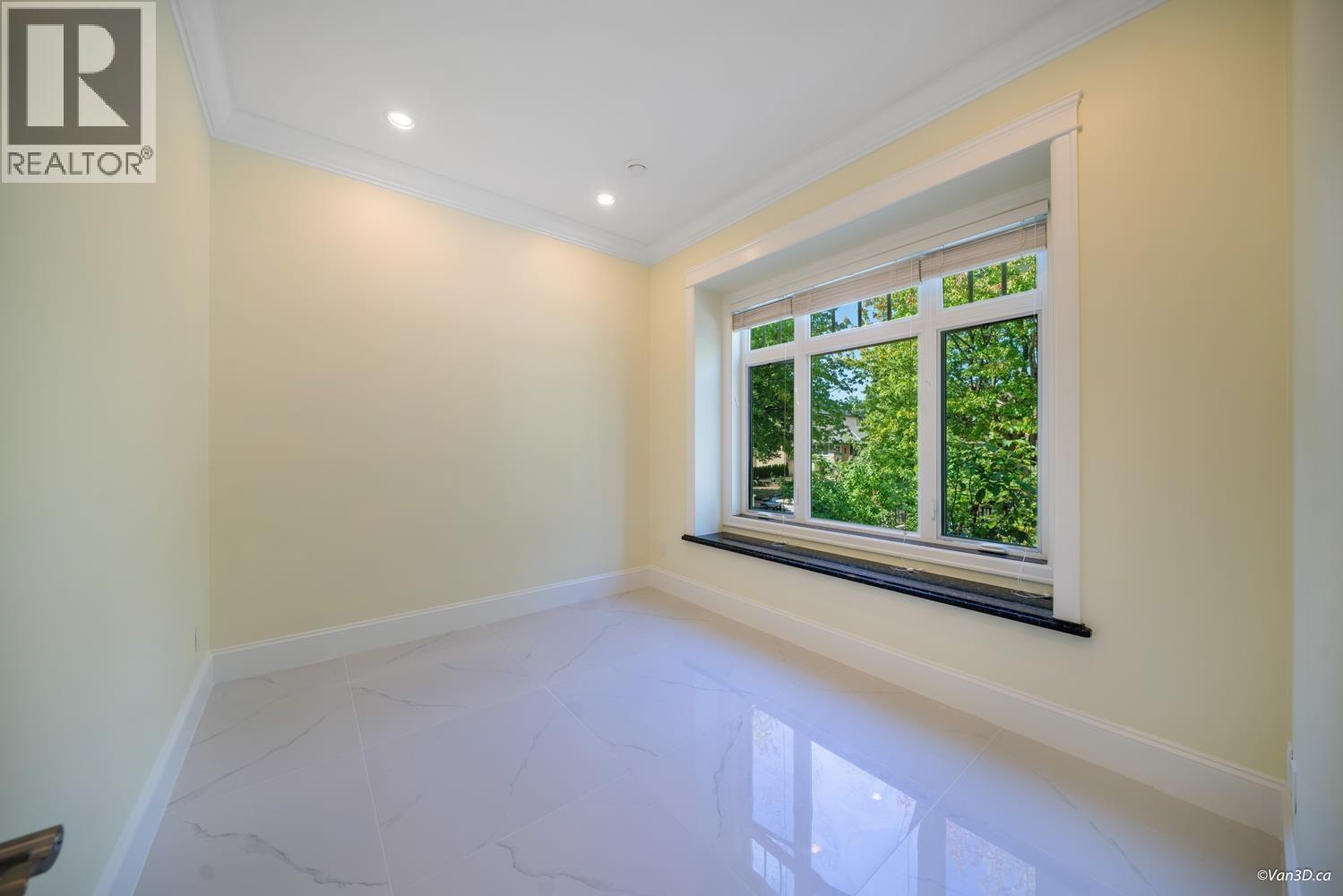 6830 Vivian Street, Vancouver, BC - Indoor Photo Showing Other Room