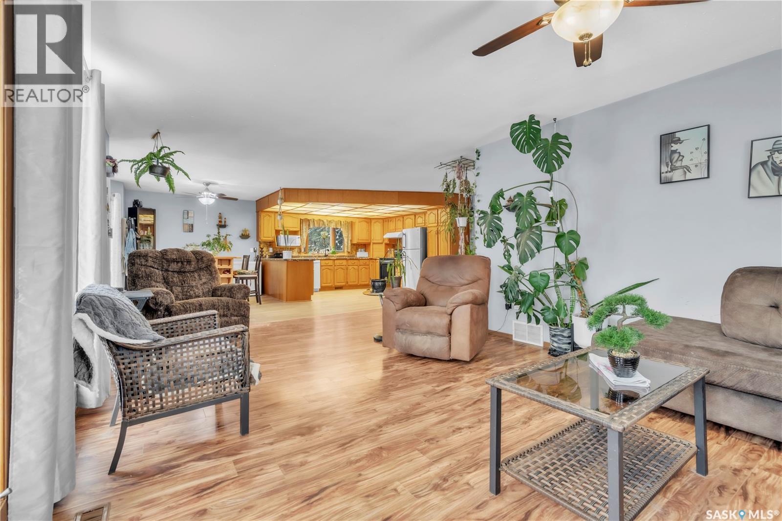 107 2Nd Avenue S, Pierceland, SK - Indoor Photo Showing Living Room