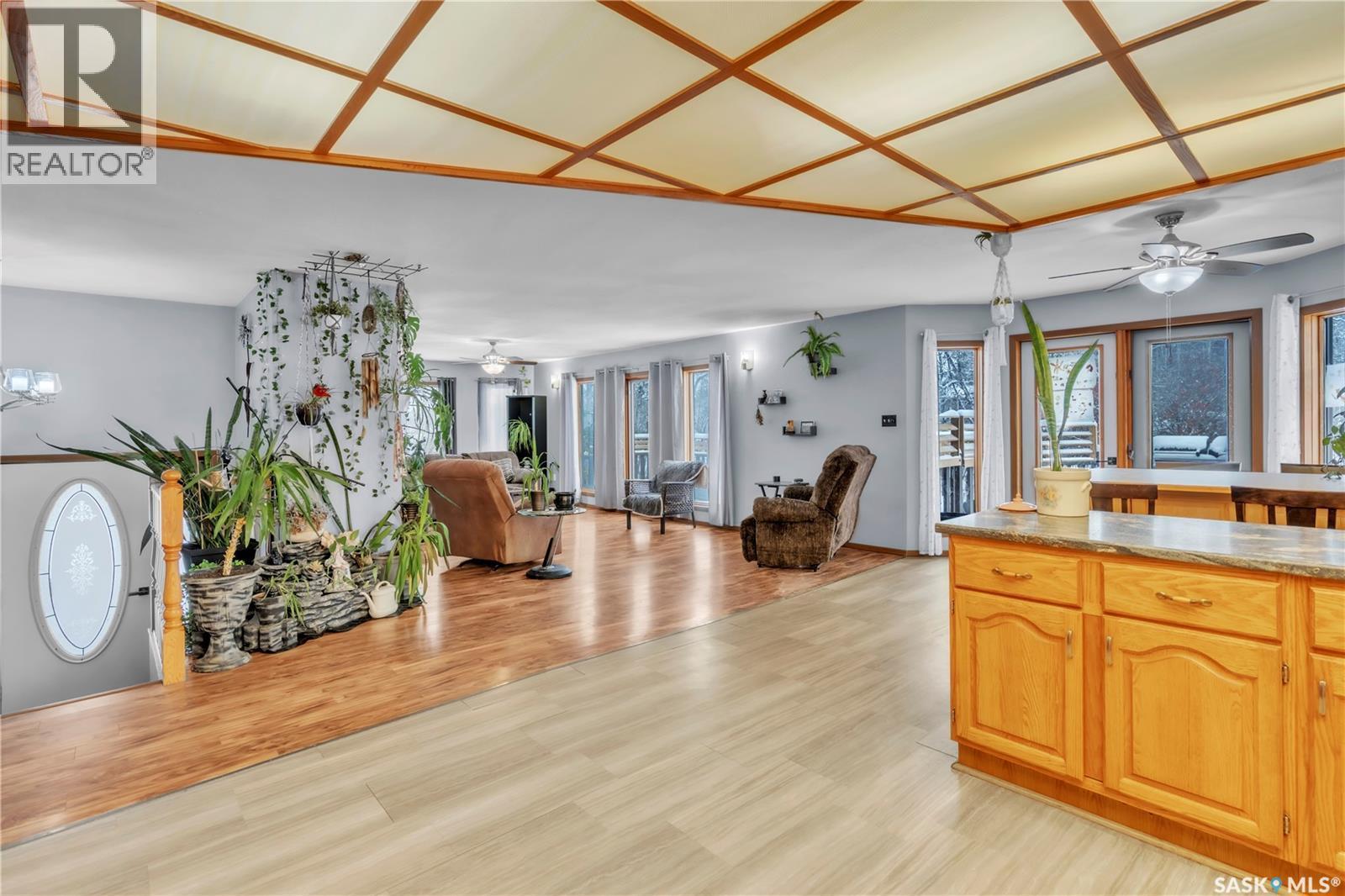 107 2Nd Avenue S, Pierceland, SK - Indoor