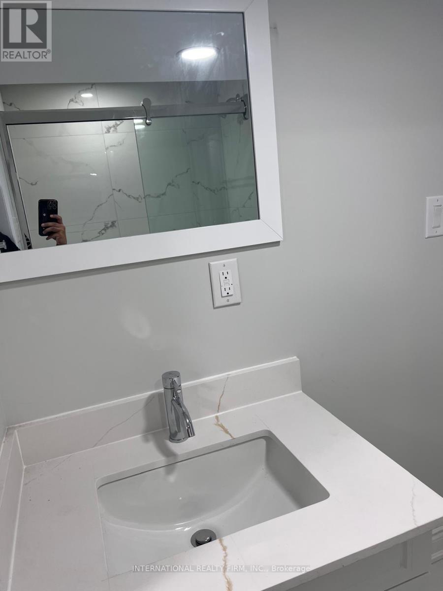40 Cotswold Court, Halton Hills, ON - Indoor Photo Showing Bathroom