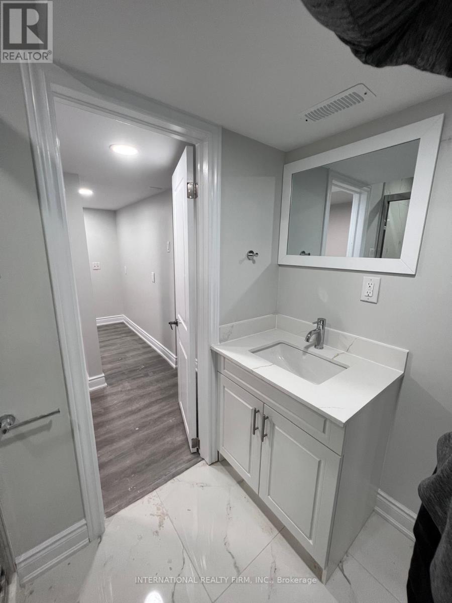 40 Cotswold Court, Halton Hills, ON - Indoor Photo Showing Bathroom