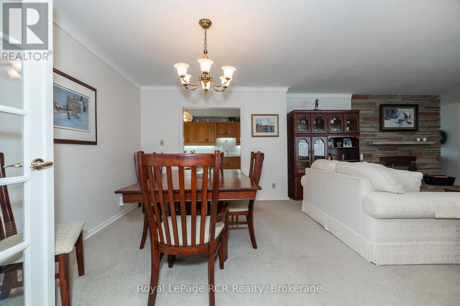 149 7Th Avenue E, Owen Sound, ON - Indoor Photo Showing Dining Room
