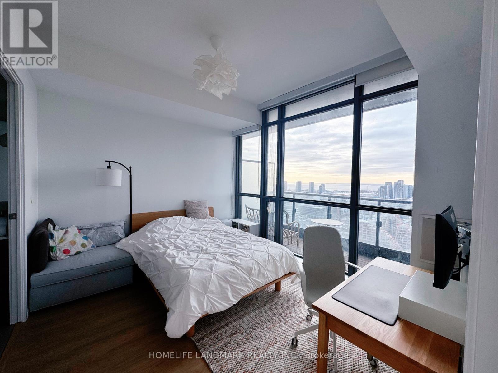3402 - 8 Charlotte Street, Toronto, ON - Indoor Photo Showing Bedroom