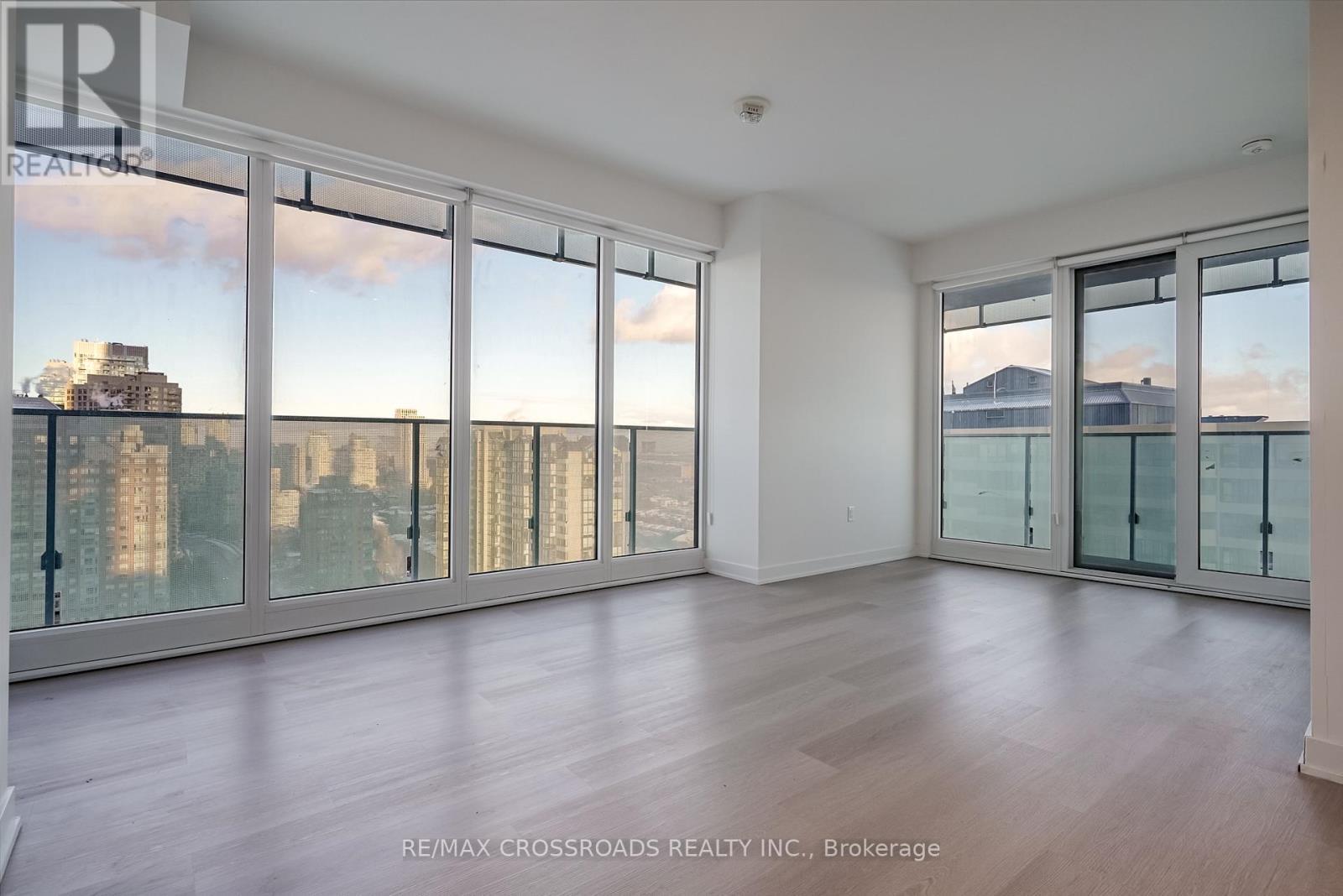 1804 - 3883 Quartz Road, Mississauga, ON - Indoor Photo Showing Other Room