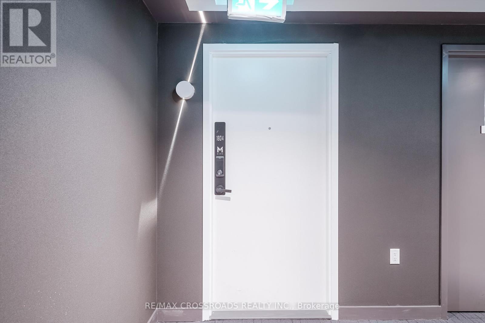 1804 - 3883 Quartz Road, Mississauga, ON - Photo Showing Other Room