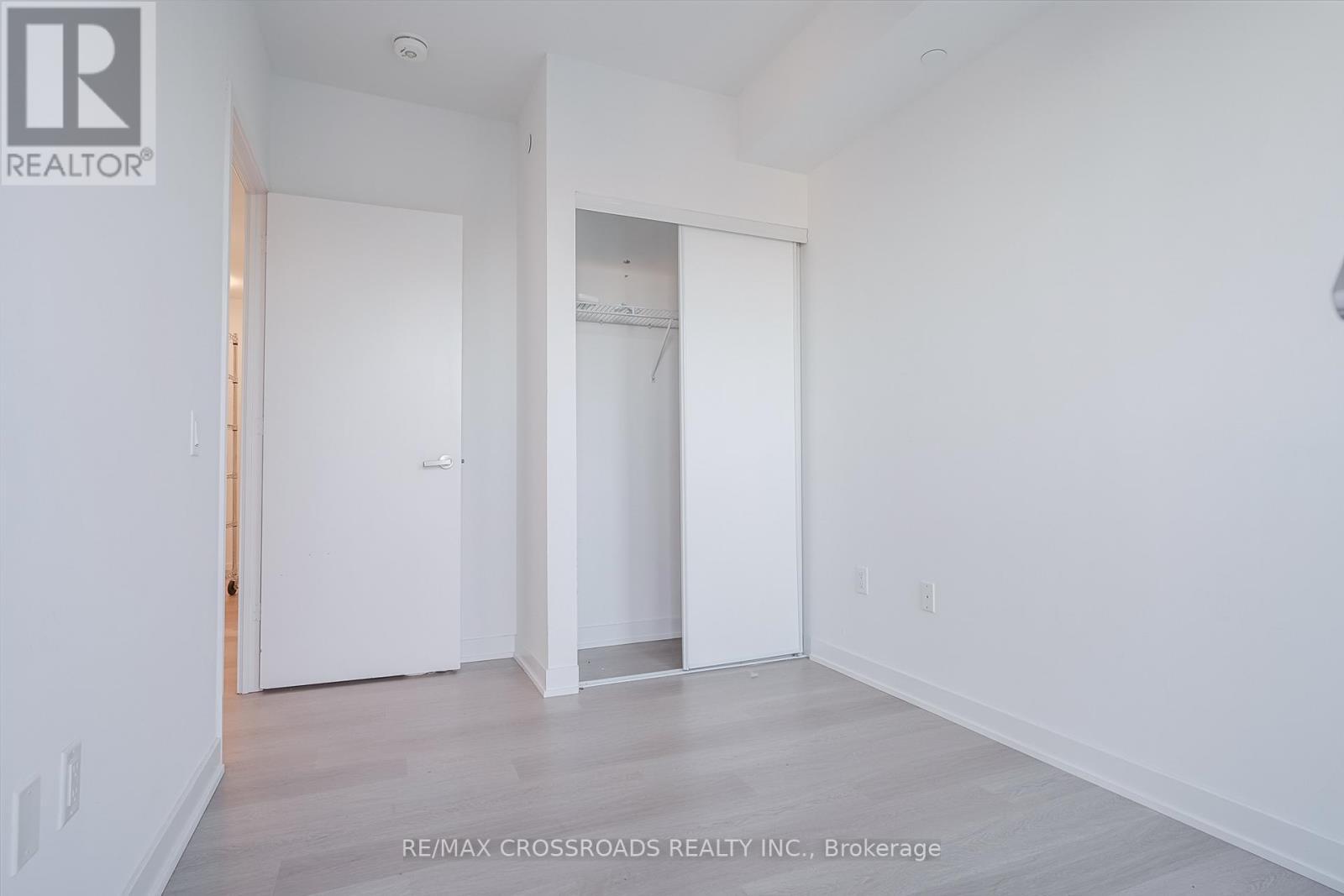 1804 - 3883 Quartz Road, Mississauga, ON - Indoor Photo Showing Other Room