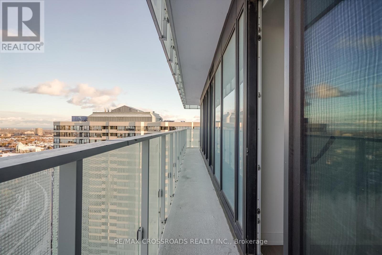 1804 - 3883 Quartz Road, Mississauga, ON - Outdoor With View