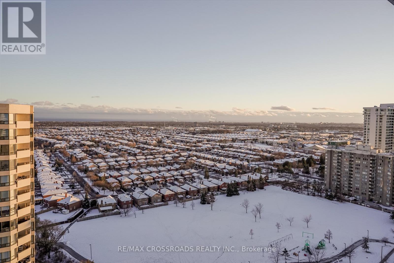 1804 - 3883 Quartz Road, Mississauga, ON - Outdoor With View