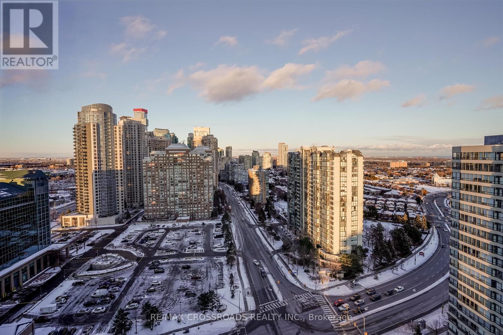 1804 - 3883 Quartz Road, Mississauga, ON - Outdoor With View