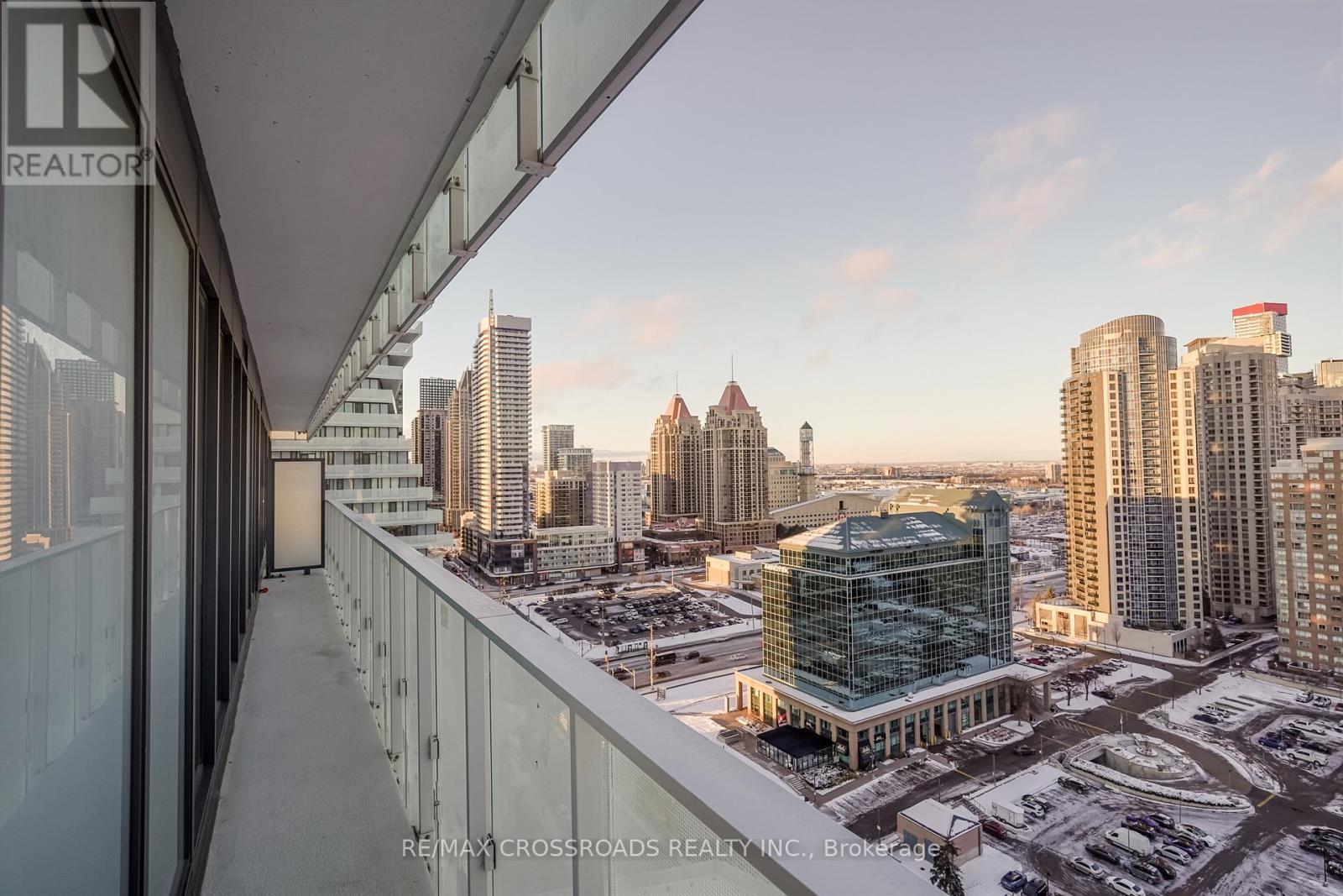1804 - 3883 Quartz Road, Mississauga, ON - Outdoor With View