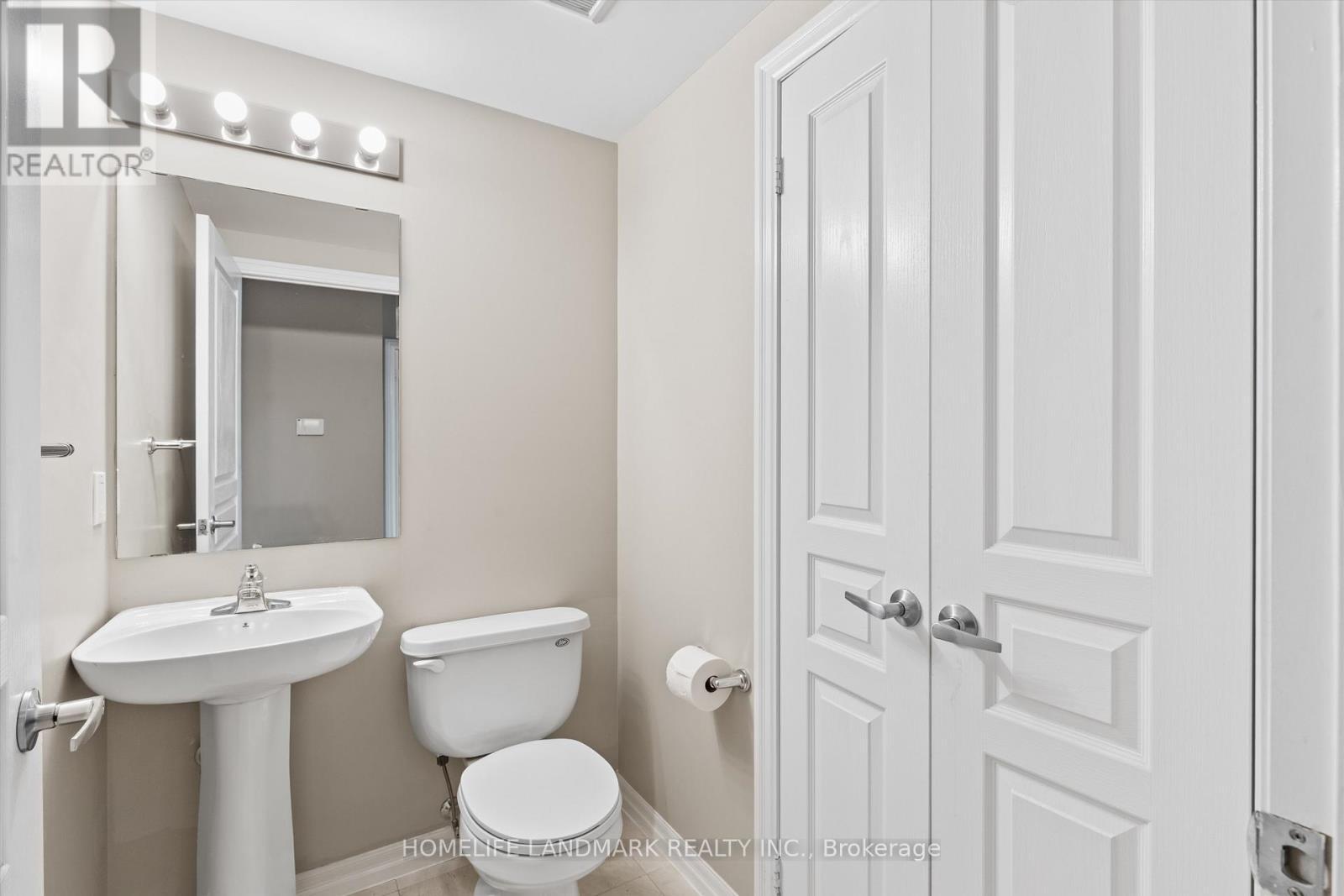 3110 - 3939 Duke Of York Boulevard, Mississauga, ON - Indoor Photo Showing Bathroom