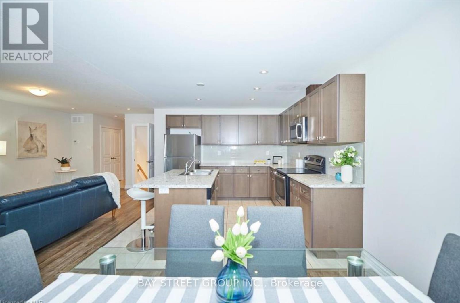 15 Kenmar Court, St. Catharines, ON - Indoor