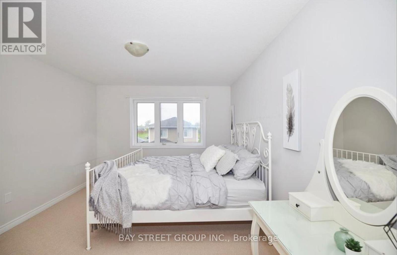 15 Kenmar Court, St. Catharines, ON - Indoor Photo Showing Bedroom