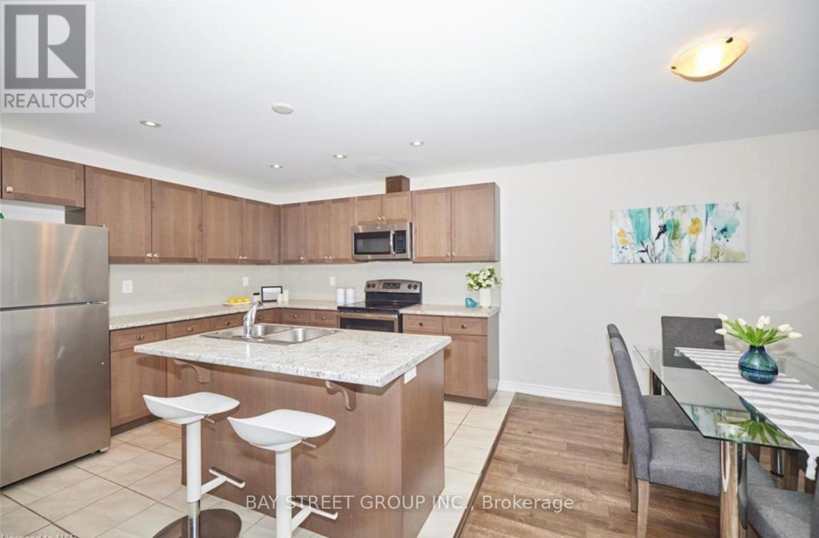 15 Kenmar Court, St. Catharines, ON - Indoor