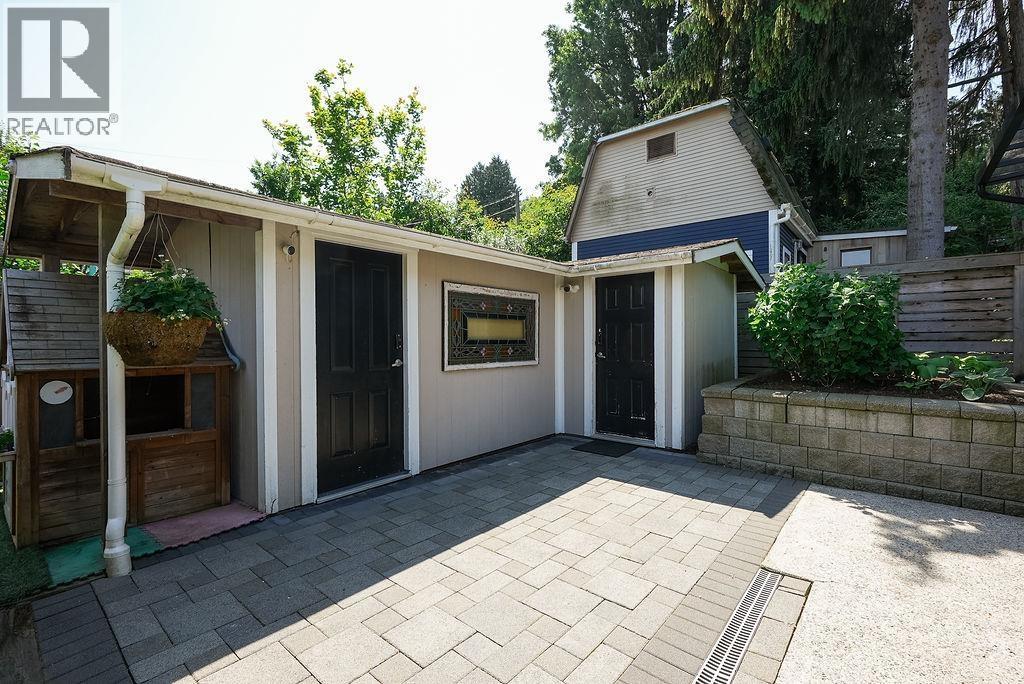 3576 Marshall Street, Vancouver, BC - Outdoor With Exterior