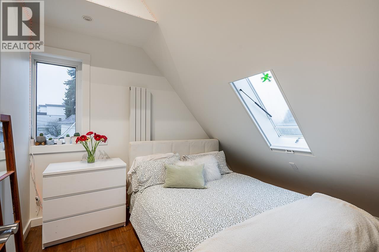 3576 Marshall Street, Vancouver, BC - Indoor Photo Showing Bedroom
